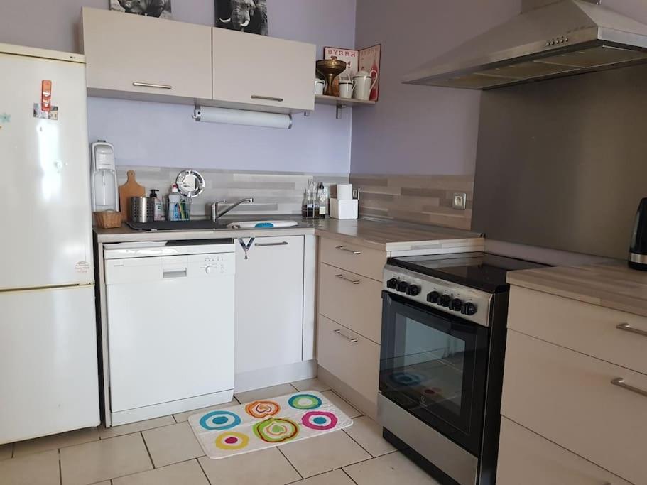 Appartement Rdc Avec Terrasse Epinac-les-Mines Extérieur photo